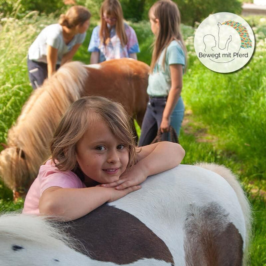 Mit Pinsel und Pony – ein farbenfrohes Abenteuer